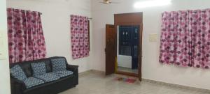 GunaS Home Stay