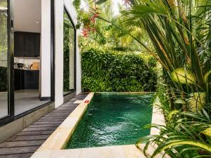 Stylish 3BR Pool WiFi 200