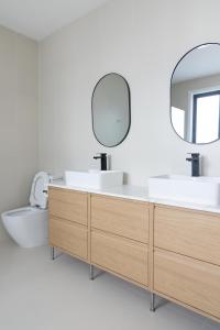 N5 Serenity Retreat Private Room with Ensuite & Bath