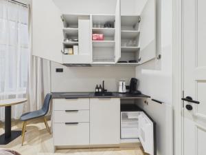Compact Studio - Art Noveau Quarter