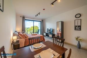 5D Alban Boutique building 50 meters from Shopping del Sol