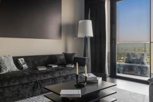 2BR Downtown Dubai - Burj Fountain Views - 100 TV