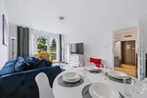 Warsaw Ursynów Apt - 64 m2, Balcony & Metro nearby by Rentujemy