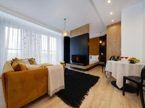 Golden Apartments - Sokolska 74