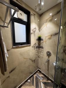 Ananda, Modern 2BHK with Balcony, South Delhi