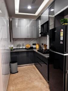 Ananda, Modern 2BHK with Balcony, South Delhi