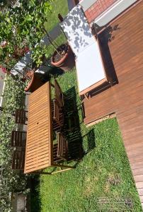 Sea view apartment with garden