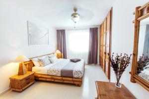SERENARA VILLAS and SUITES - LOS CORALES beach