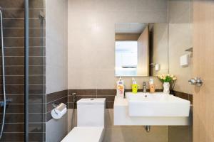 NB Home- Rivergate Residence