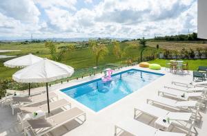 Modern masterpiece with Sea and Lake views !!!
