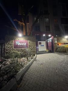 West suites furnished apartments