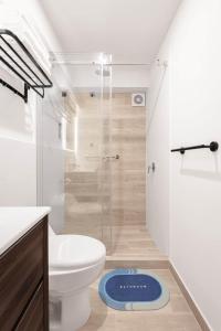 2BR Premium con Luz Natural · Larco · AC · 24h