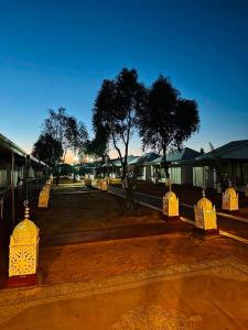 Merzouga Desert Night Luxury Camp Tours & Cozy Rooms