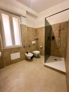 Garibaldi Central Rooms