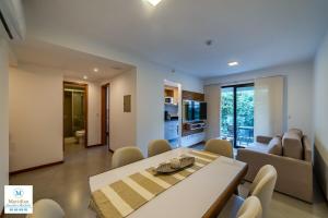 102 tribeca Brand new and 30m from the Shopping del Sol!