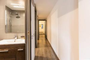 64IND1131 - Apartment with balcony
