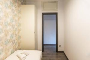 64IND1131 - Apartment with balcony