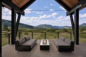 Bear Scratch - Mountain Views & Modern Luxury