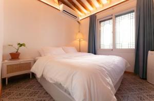 Hwangri Daldam - A Cozy Hanok Stay in Gyeongju