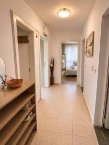 Delux 6 - Plovdiv Top Location Suite near River & Fair