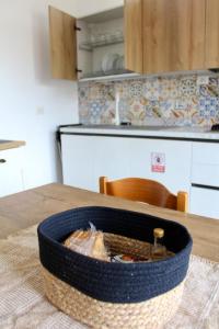 Maison botanica - Self check in - 7 minutes away from the airport