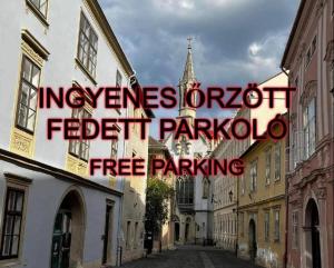 Varga Apartman - Historical Old Town & Free Parking