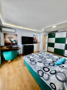 RaLav Studio