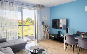 Modern Premium Apartment Near the Mountains with free parking space and self check in