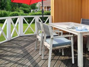 6 person holiday home in GROEMITZ