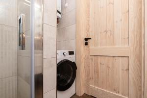Piekny Domek Koralowy w Lubkowie by Renters Prestige