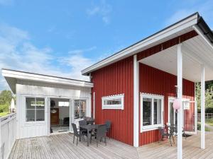 3 person holiday home in NISSAFORS-By Traum