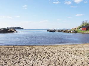 Holiday home for 5, Stromstad