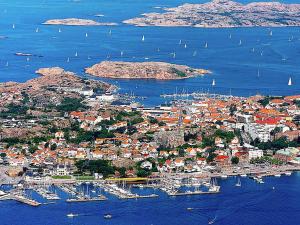 4 person holiday home in LYSEKIL-By Traum