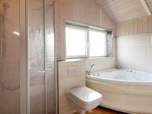 6 person holiday home in GROEMITZ