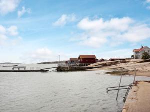 4 person holiday home in KUNGSHAMN-By Traum