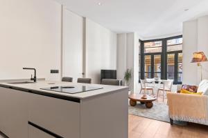 Espectacular apartamento en el centro, a 3 min de la playa de San Lorenzo
