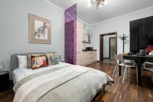 Tasteful Studio Near the City Center in Poznan by Noclegi Renters