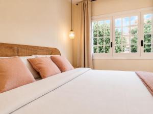 Villa Jardín con piscina privada, playa a 300 metros, 8 pax