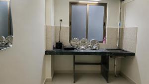 Metro service apartments