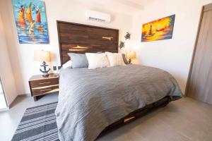 Pool with ocean view, gym - grupoxingo
