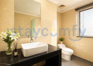 3BR Aston Residence 0701 City View