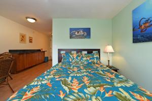 SUMMER SALE! Spacious Studio Close to Ocean Heated Pool - Kaleialoha 402