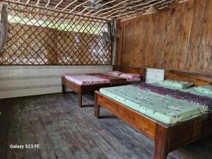 mekong floating market Nam Giang homestay