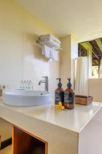 Qumbang 1BR Luxury Villa