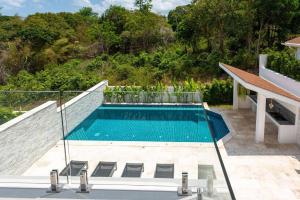 Villa Ria Modern Pool Villa in Bo Put