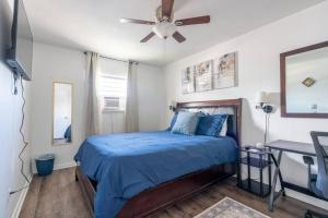 Quiet 2BR Walk to Beach, ViBe District and The Dome