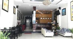 Canary Hue Hotel