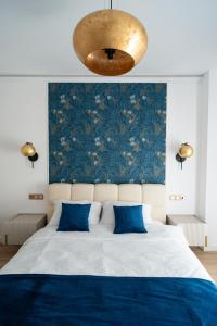 Blue Sky Apartment