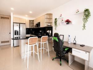 Great apartment in Bocagrande with sunset & beach view