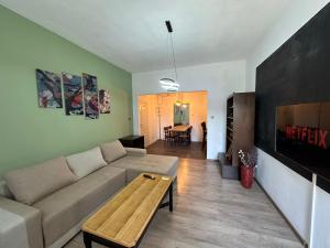 Apartmani M Petrovac
